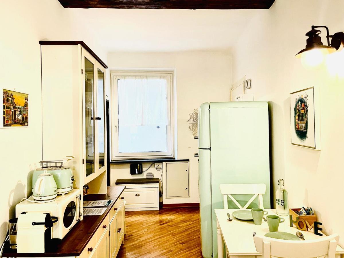 Ferienwohnung Neve 9, La Tua Casa Nel Cuore Di Genova Exterior foto
