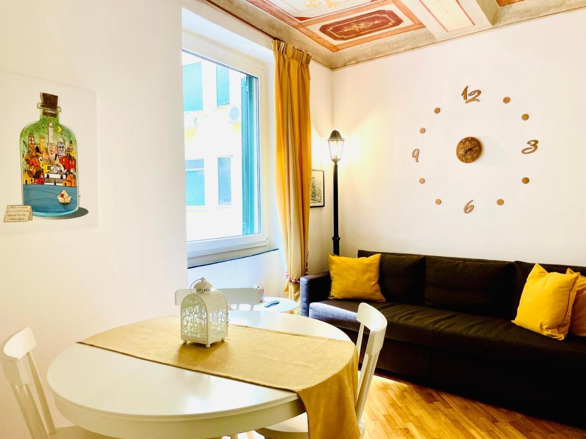 Ferienwohnung Neve 9, La Tua Casa Nel Cuore Di Genova Exterior foto