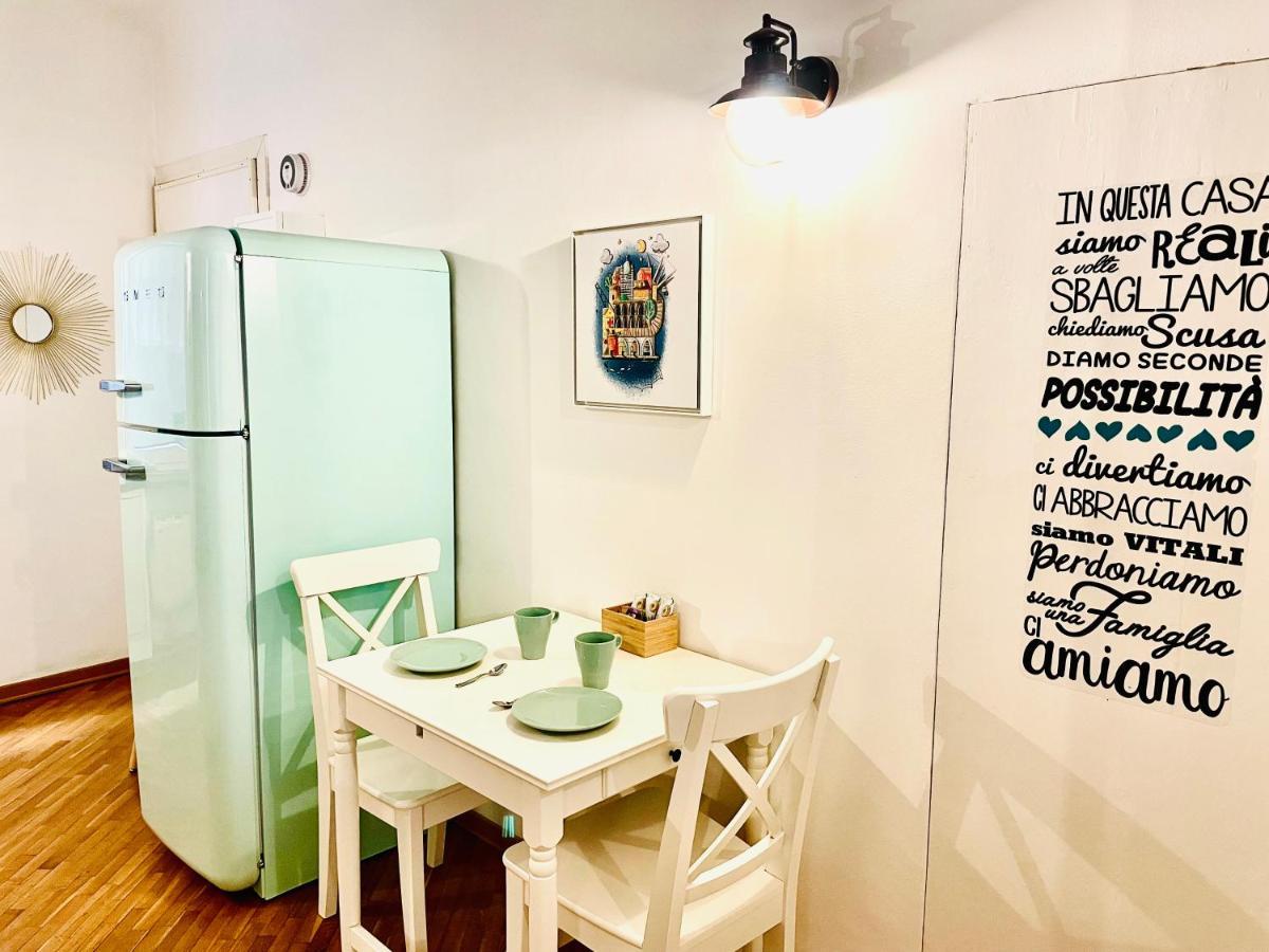 Ferienwohnung Neve 9, La Tua Casa Nel Cuore Di Genova Exterior foto